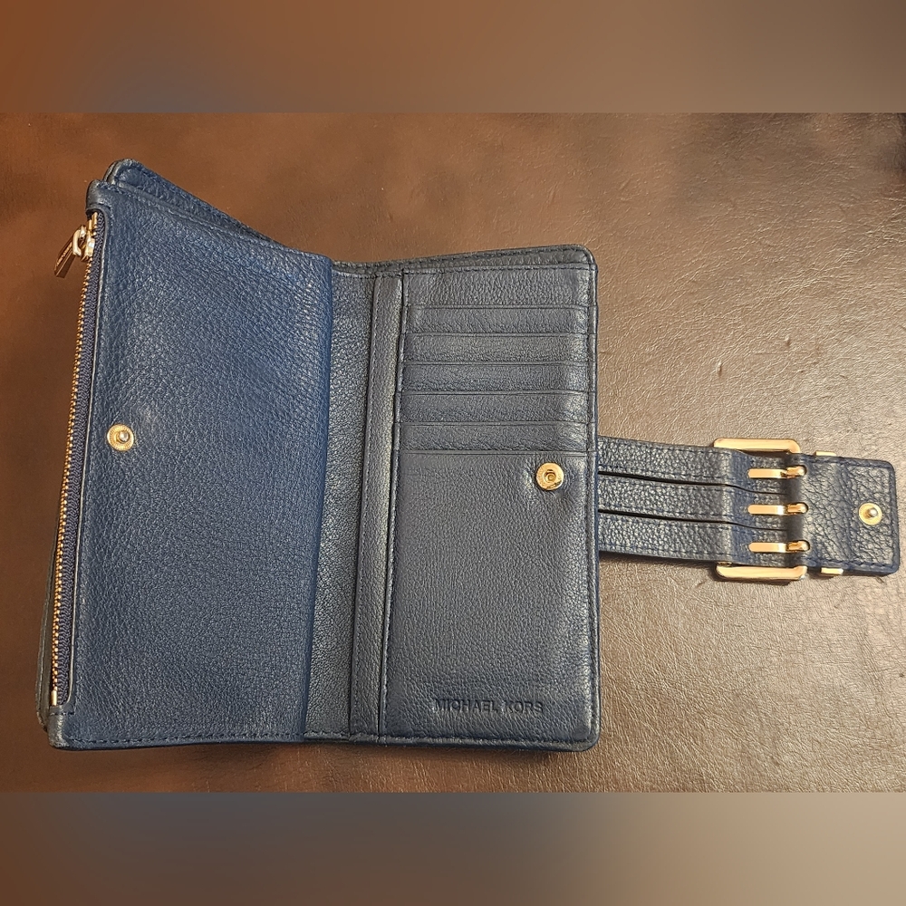 Michael Kors Wallet Navy Blue with Gold Buckle - Picture 8 of 16